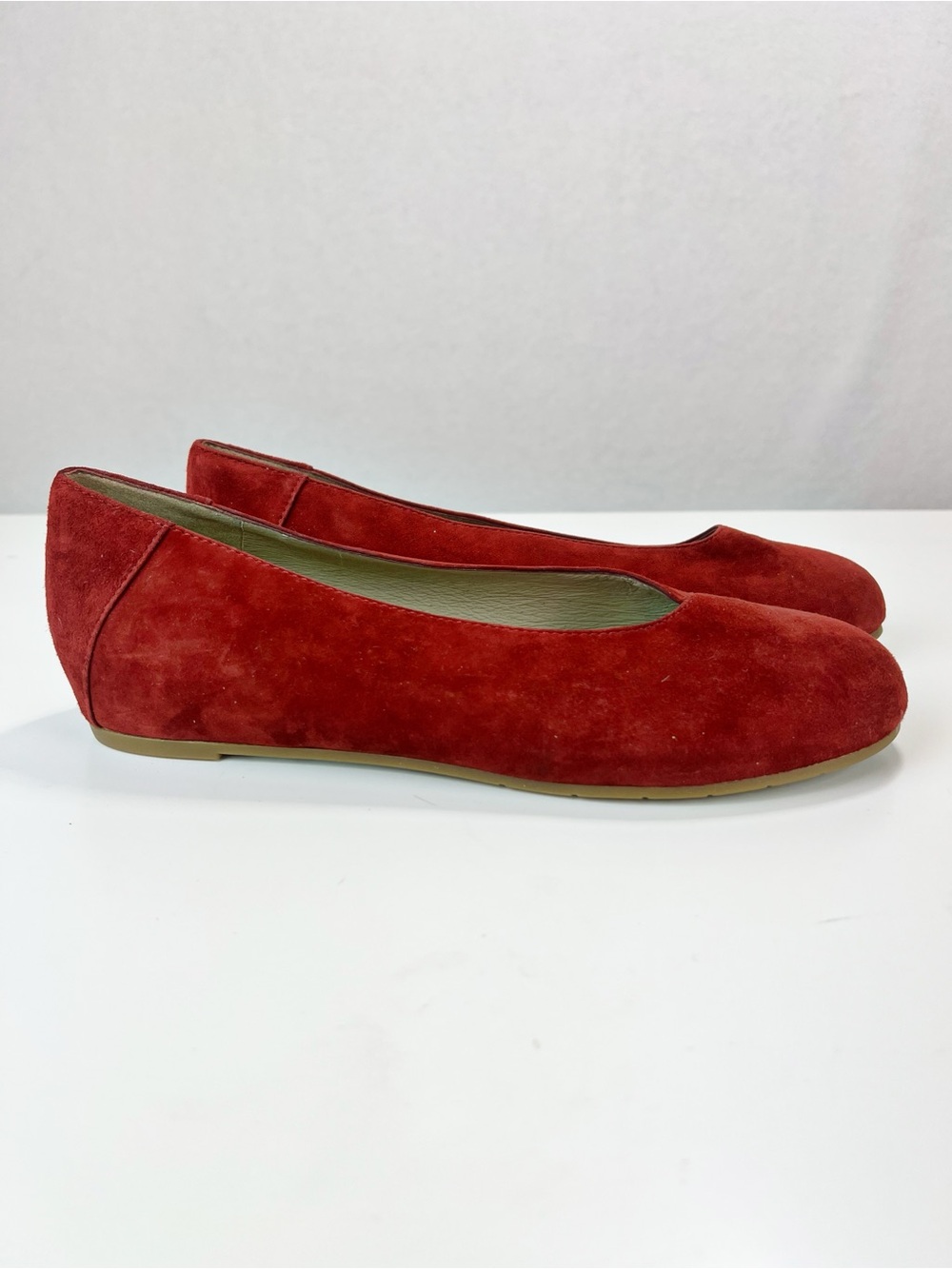 Eileen Fisher UNA Ballet Flats Size 8 Red Suede